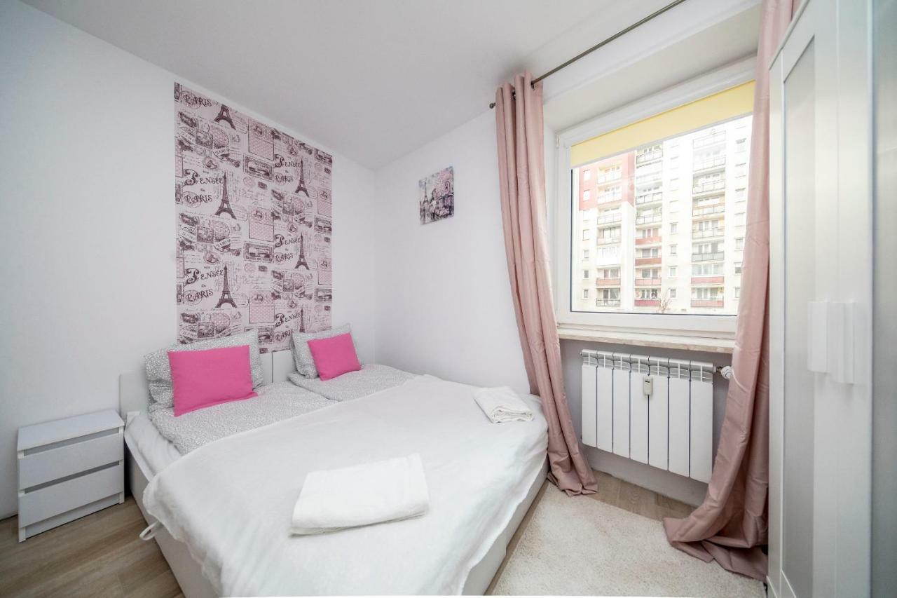 6 Cities Rooms Varsovia Exterior foto