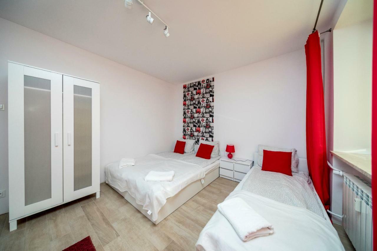 6 Cities Rooms Varsovia Exterior foto