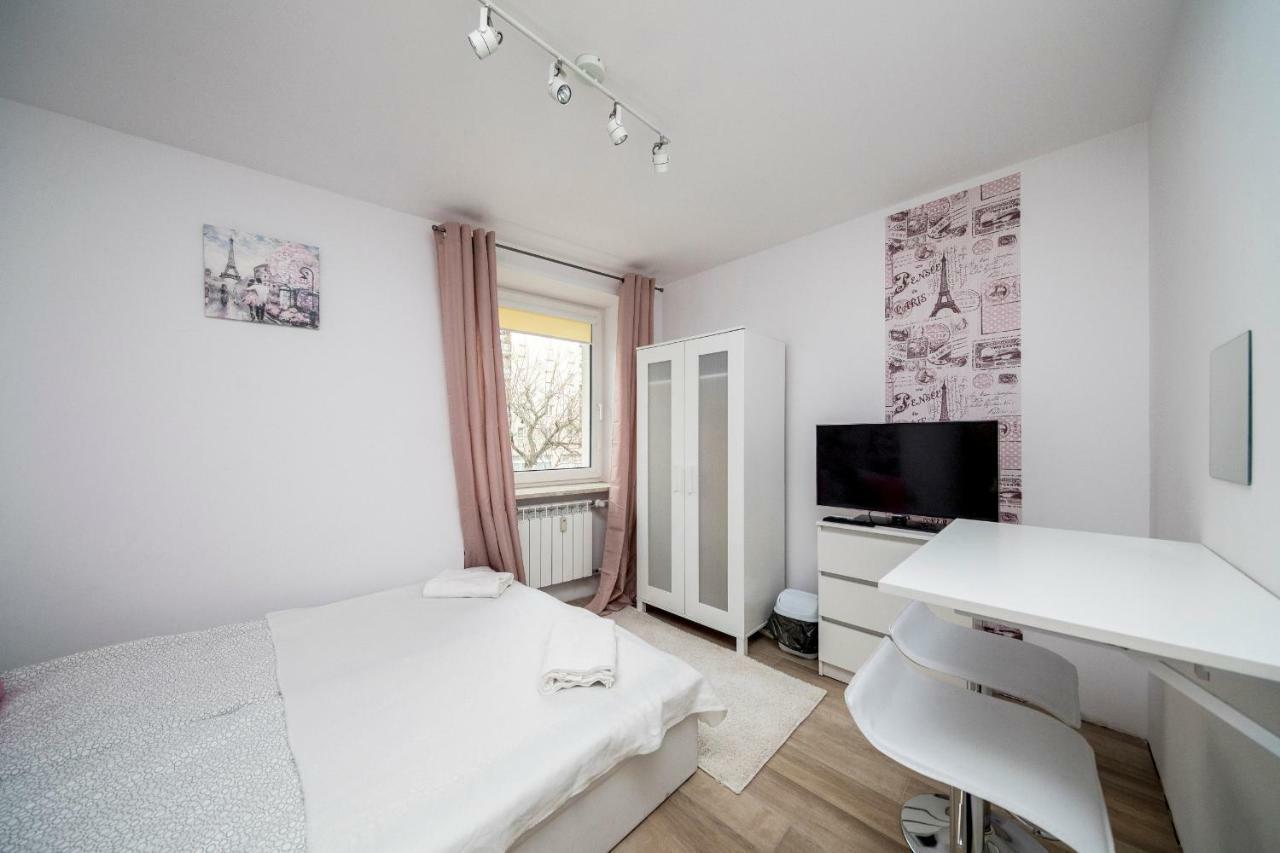 6 Cities Rooms Varsovia Exterior foto
