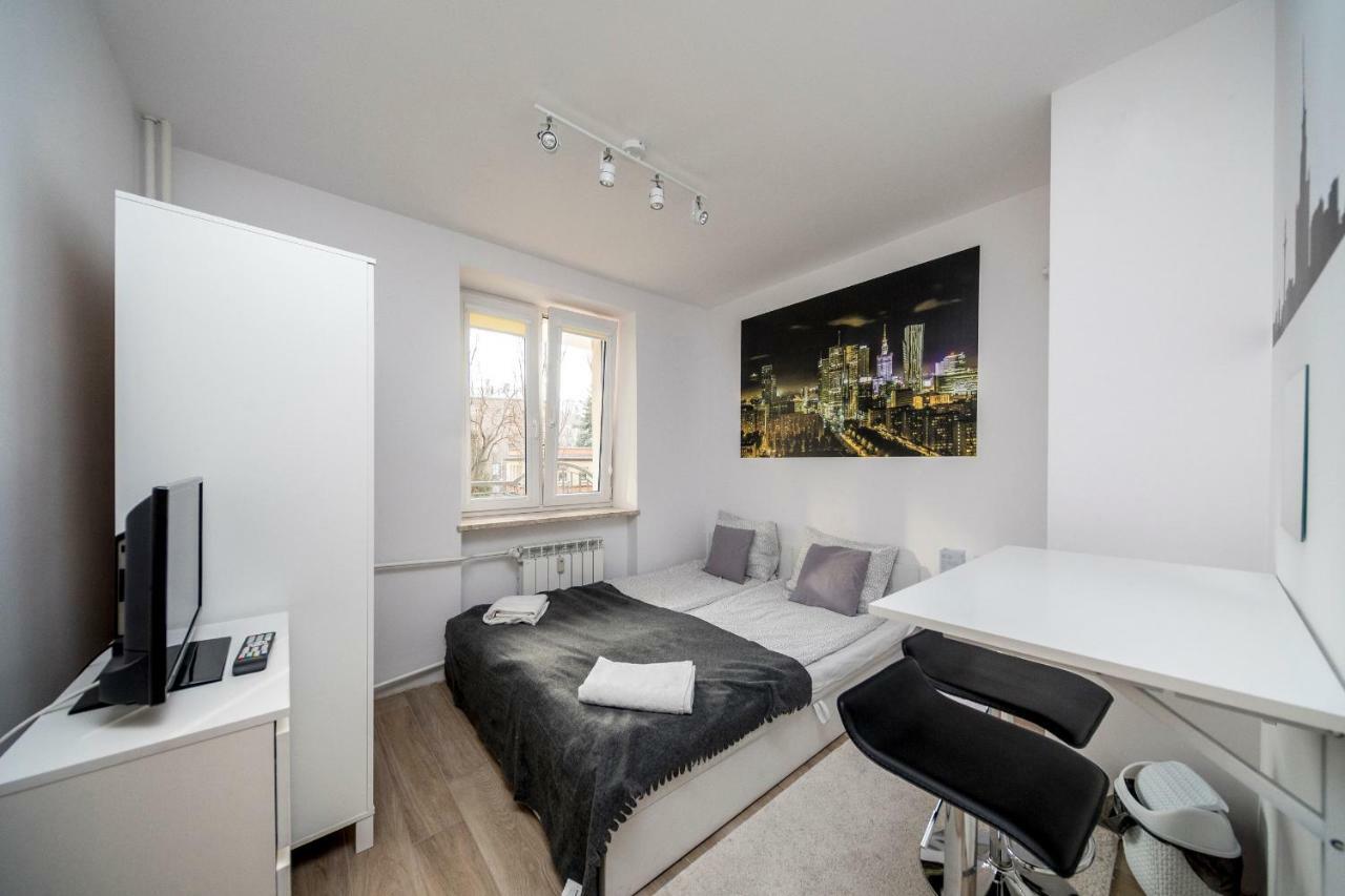 6 Cities Rooms Varsovia Exterior foto