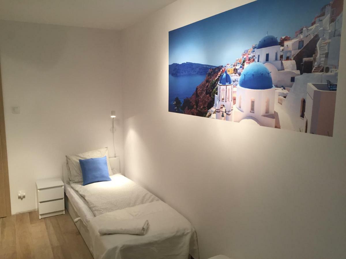 6 Cities Rooms Varsovia Exterior foto